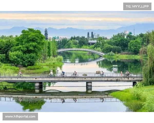 全球嘉宾在成都共商生态保护与绿色发展，公园城市成为鲜明特色